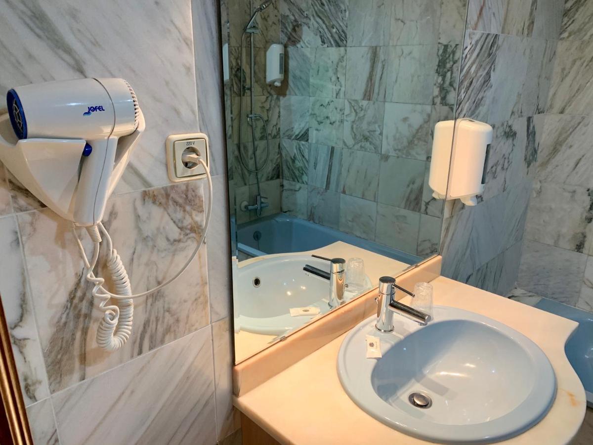 Hotel Puma Maía Екстериор снимка